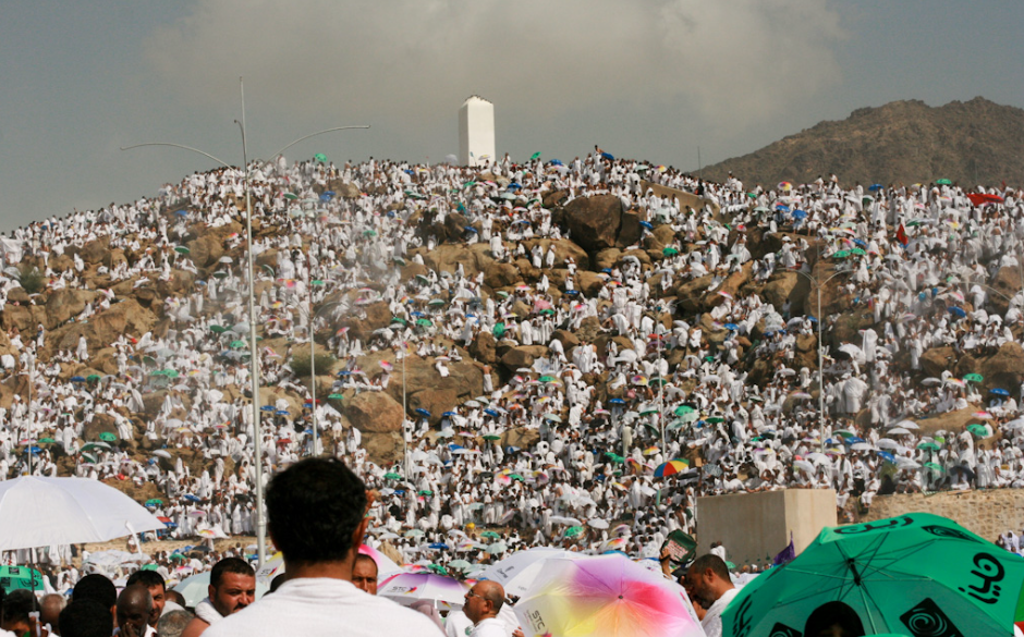 Bukan Sekadar Bukit Biasa, Ini Makna Mendalam Jabal Rahmah Saat Wukuf Haji 2026